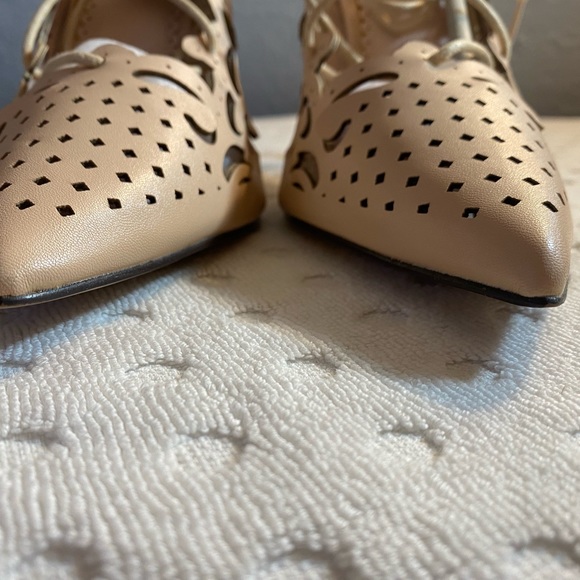 NWOT MADISON Blush Colored Laser Cut Stiletto Heels - Picture 13 of 16